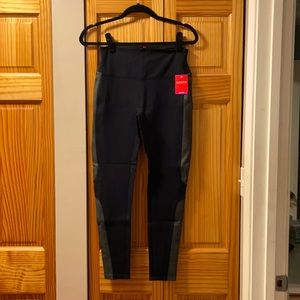 Spanx Black Shape Leggings NWT Sz M NWT